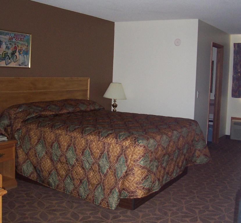 Model A Inn Cranbrook Zewnętrze zdjęcie